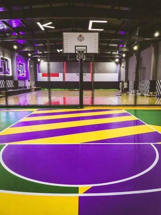 2600㎡全国最大洛克公园篮球馆盛大开业 设施一流，等你来打卡